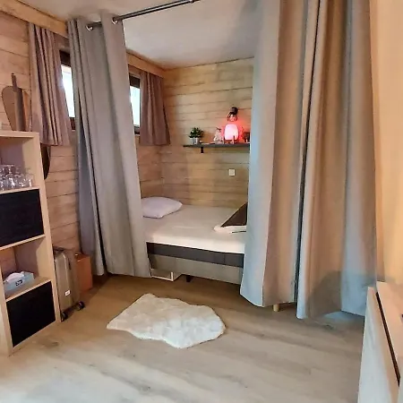 Apartment 24m² Au Coeur Des Gets, Proche Commerces Et Pistes, Balcon Expose Sud - Fr-1-685-14 *