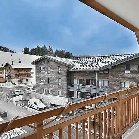 24m² Au Coeur Des Gets, Proche Commerces Et Pistes, Balcon Expose Sud - Fr-1-685-14